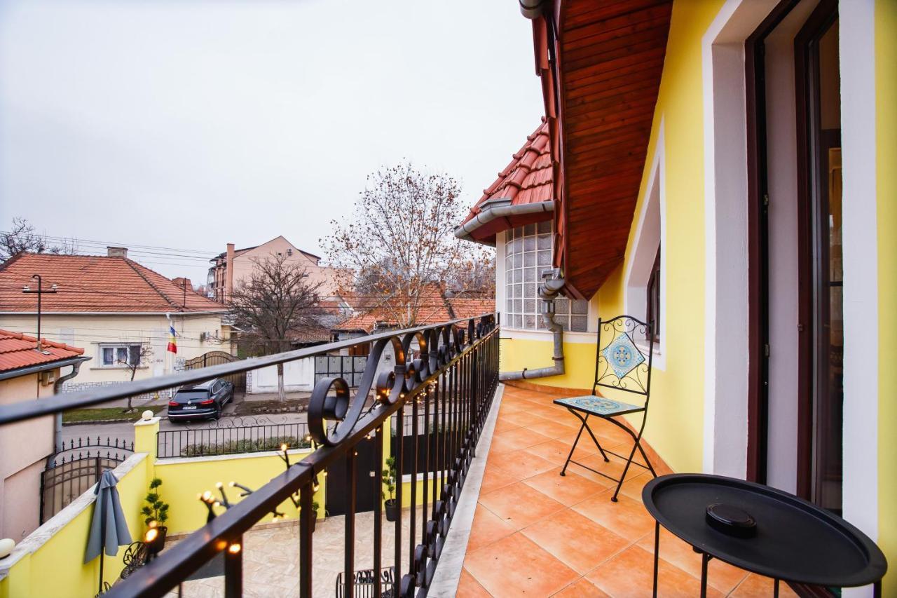 Casa 3 Guesthouse Oradea Exterior foto