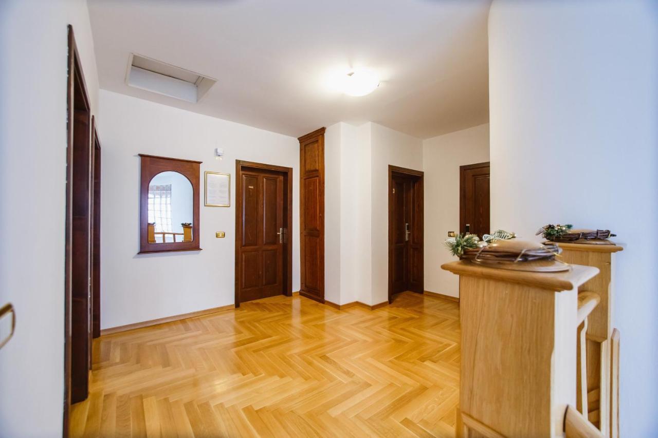Casa 3 Guesthouse Oradea Exterior foto